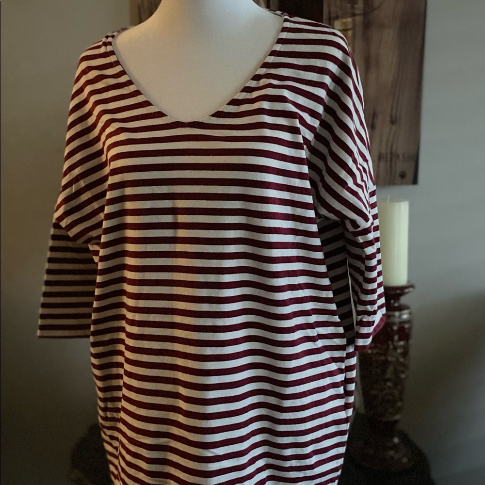 Umgee Tunic Top Size L